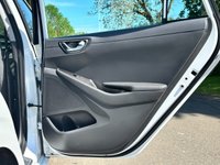 USED 2023 72 HYUNDAI IONIQ 38.3kWh Premium Hatchback 5dr Electric Auto (136 ps) 1 OWNER - JUST SERVICED