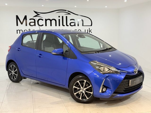 2018 TOYOTA YARIS - Photo 3