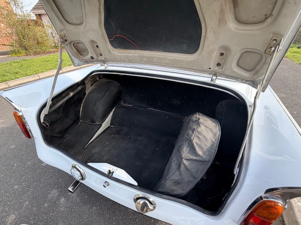 USED 1964 SUNBEAM RAPIER Custom // 1725cc // px swap 