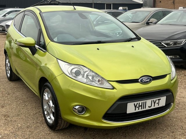 2011 FORD FIESTA - Photo 6