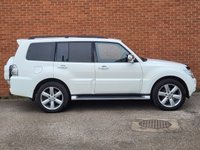 USED 2013 63 MITSUBISHI SHOGUN 3.2 DI-DC SG4 SUV 5dr Diesel Auto 4WD Euro 5 LWB (197 ps) FULL BLACK LEATHER HEATED SEATS