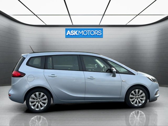 2017 VAUXHALL ZAFIRA TOURER - Photo 2