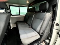 USED 2018 68 VOLKSWAGEN TRANSPORTER 2.0 TDI T32 BlueMotion Tech Highline Kombi Double Cab 5dr Diesel DSG FWD SWB Euro 6 (s/s) (150 ps) KOMBI VAN