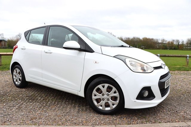 2015 HYUNDAI I10 - Photo 2