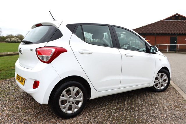 2015 HYUNDAI I10 - Photo 10