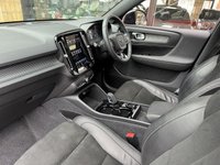 USED 2021 71 VOLVO XC40 T5 Recharge PHEV R DESIGN Pro Panoramic Roof | Harman Kardon