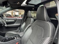 USED 2021 71 VOLVO XC40 T5 Recharge PHEV R DESIGN Pro Panoramic Roof | Harman Kardon