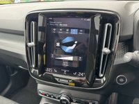 USED 2021 71 VOLVO XC40 T5 Recharge PHEV R DESIGN Pro Panoramic Roof | Harman Kardon