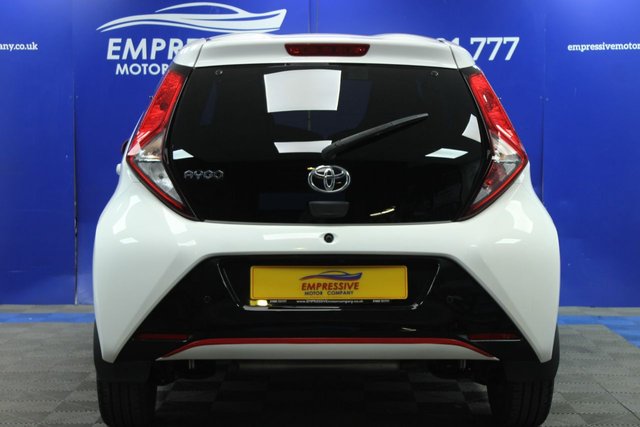2021 TOYOTA AYGO - Photo 11