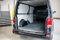USED 2022 72 VOLKSWAGEN TRANSPORTER 2.0 TDI T32 Highline Panel Van 5dr Diesel DSG FWD LWB Euro 6 (s/s) (150 ps) Discover Media Sat Nav
