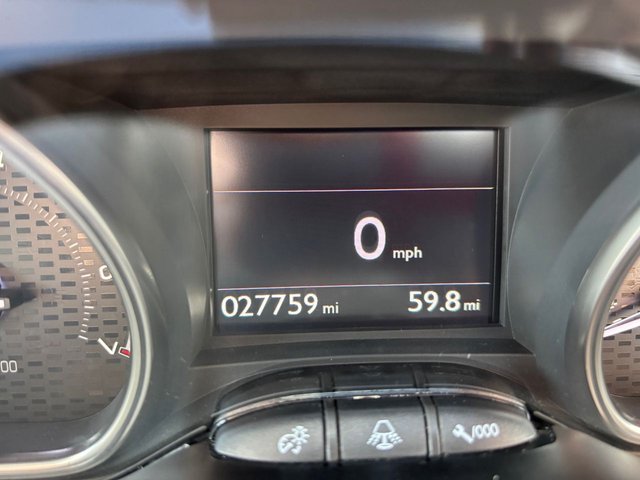 2016 PEUGEOT 208 - Photo 2