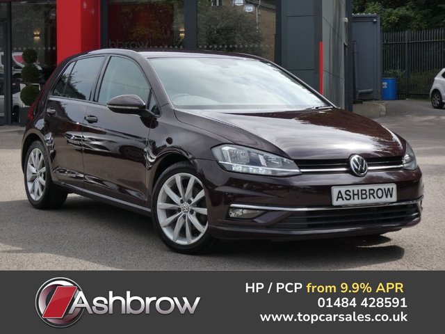 View our VOLKSWAGEN GOLF