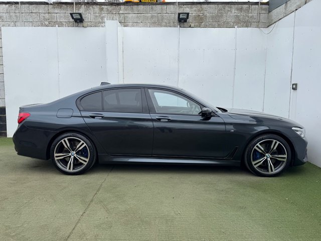 2017 BMW 7 SERIES - Photo 3