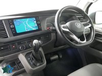 USED 2023 23 VOLKSWAGEN TRANSPORTER T28 2.0 TDI 150 BMT SWB HIGHLINE DSG AUTO ( HUGE SPEC ! ) DSG AUTO | SAT NAV | TAILGATE | SPOILER !