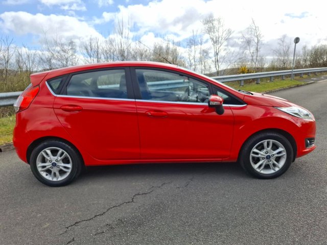 2016 FORD FIESTA - Photo 5