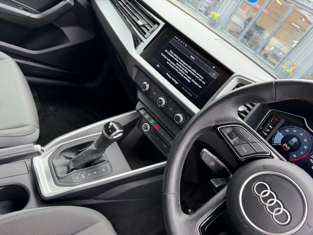 2021 AUDI A1 - Photo 11