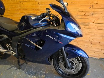 View our TRIUMPH Sprint GT 1050