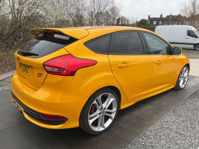 2017 FORD FOCUS - Photo 11