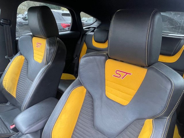 2017 FORD FOCUS - Photo 10