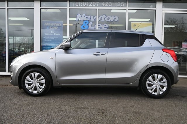 2020 SUZUKI SWIFT - Photo 5