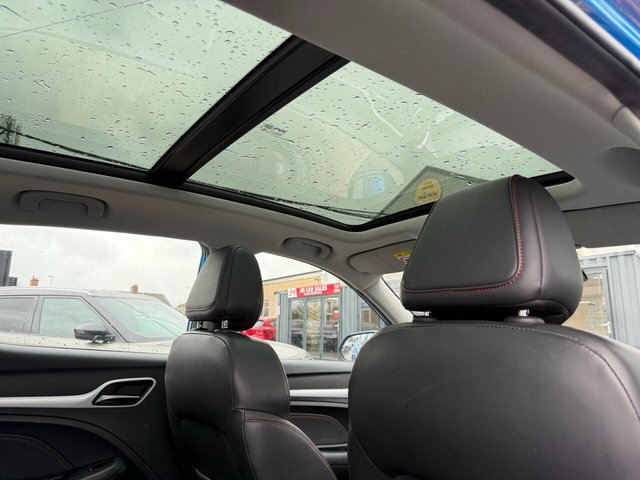 2022 MG MG ZS - Photo 8