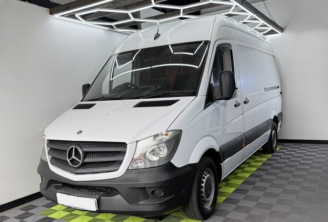 View our MERCEDES-BENZ SPRINTER