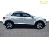 USED 2021 70 VOLKSWAGEN T-ROC 1.0 TSI SE SUV 5dr Petrol Manual Euro 6 (s/s) (110 ps) ** 4.9  STAR AUTOTRADER REVIEWS **