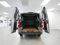 USED 2023 72 VAUXHALL VIVARO 3100 2.0 D 145 BHP L2 LONG PRO EDITION 6 DOOR SAT NAV | AIR CON | 145 BHP | L2 LONG