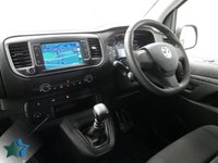 USED 2023 72 VAUXHALL VIVARO 3100 2.0 D 145 BHP L2 LONG PRO EDITION 6 DOOR SAT NAV | AIR CON | 145 BHP | L2 LONG