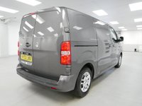 USED 2022 72 VAUXHALL VIVARO 2700 1.5 D 100 BHP SWB SPORTIVE EDITION 6 DOOR CARPLAY | AIR CON | MAIN DEALER SERVICED !
