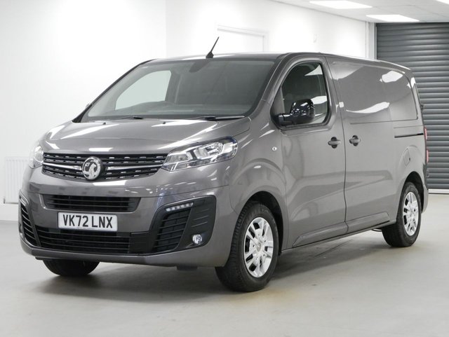 View our Vauxhall Vivaro 2700 1.5 D 100 BHP SWB SPORTIVE EDITION 6 DOOR