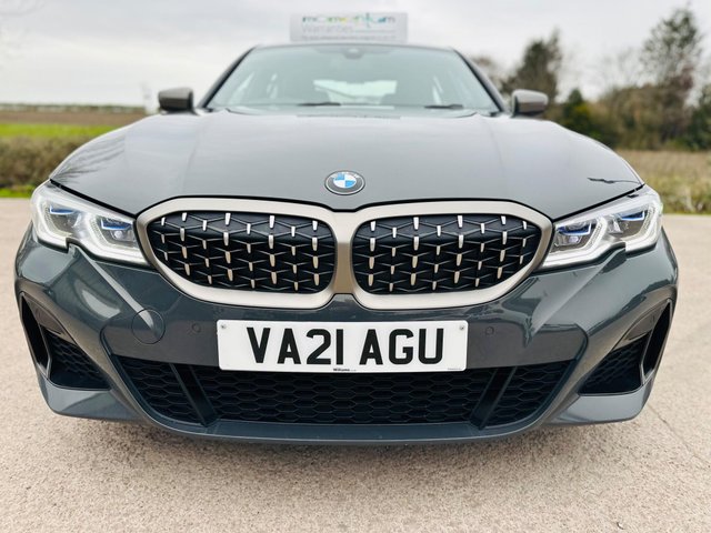 View our BMW 3 SERIES
