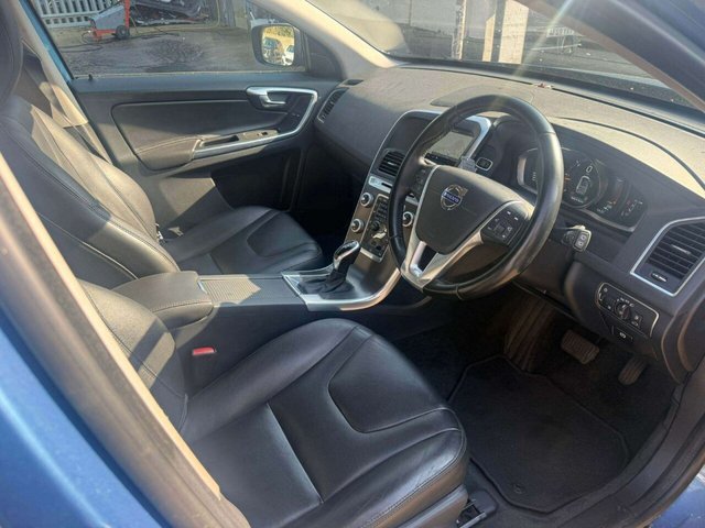 2015 VOLVO XC60 - Photo 5