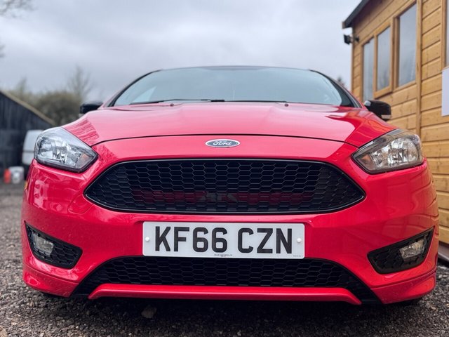 View our FORD FOCUS