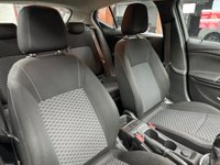 USED 2016 16 VAUXHALL ASTRA 1.4i Design Hatchback 5dr Petrol Manual Euro 6 (100 ps) Only 39k Miles