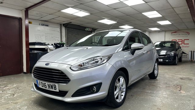 2016 FORD FIESTA - Photo 4