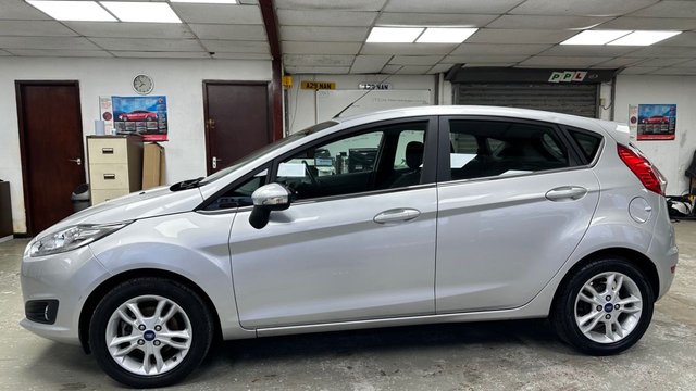 2016 FORD FIESTA - Photo 9