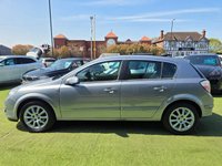 USED 2005 55 VAUXHALL ASTRA 1.6i 16v Design Hatchback 5dr Petrol AUTOMATIC (156 g/km, 103 bhp) +++ FREE 12 MONTHS WARRANTY+++