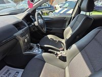 USED 2005 55 VAUXHALL ASTRA 1.6i 16v Design Hatchback 5dr Petrol AUTOMATIC (156 g/km, 103 bhp) +++ FREE 12 MONTHS WARRANTY+++