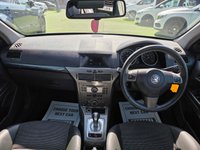 USED 2005 55 VAUXHALL ASTRA 1.6i 16v Design Hatchback 5dr Petrol AUTOMATIC (156 g/km, 103 bhp) +++ FREE 12 MONTHS WARRANTY+++