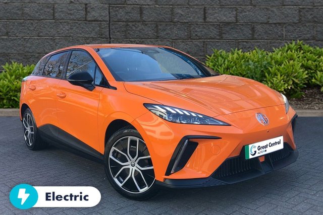 View our MG MG4 64kWh Trophy Long Range Hatchback 5dr Electric Auto (203 ps)