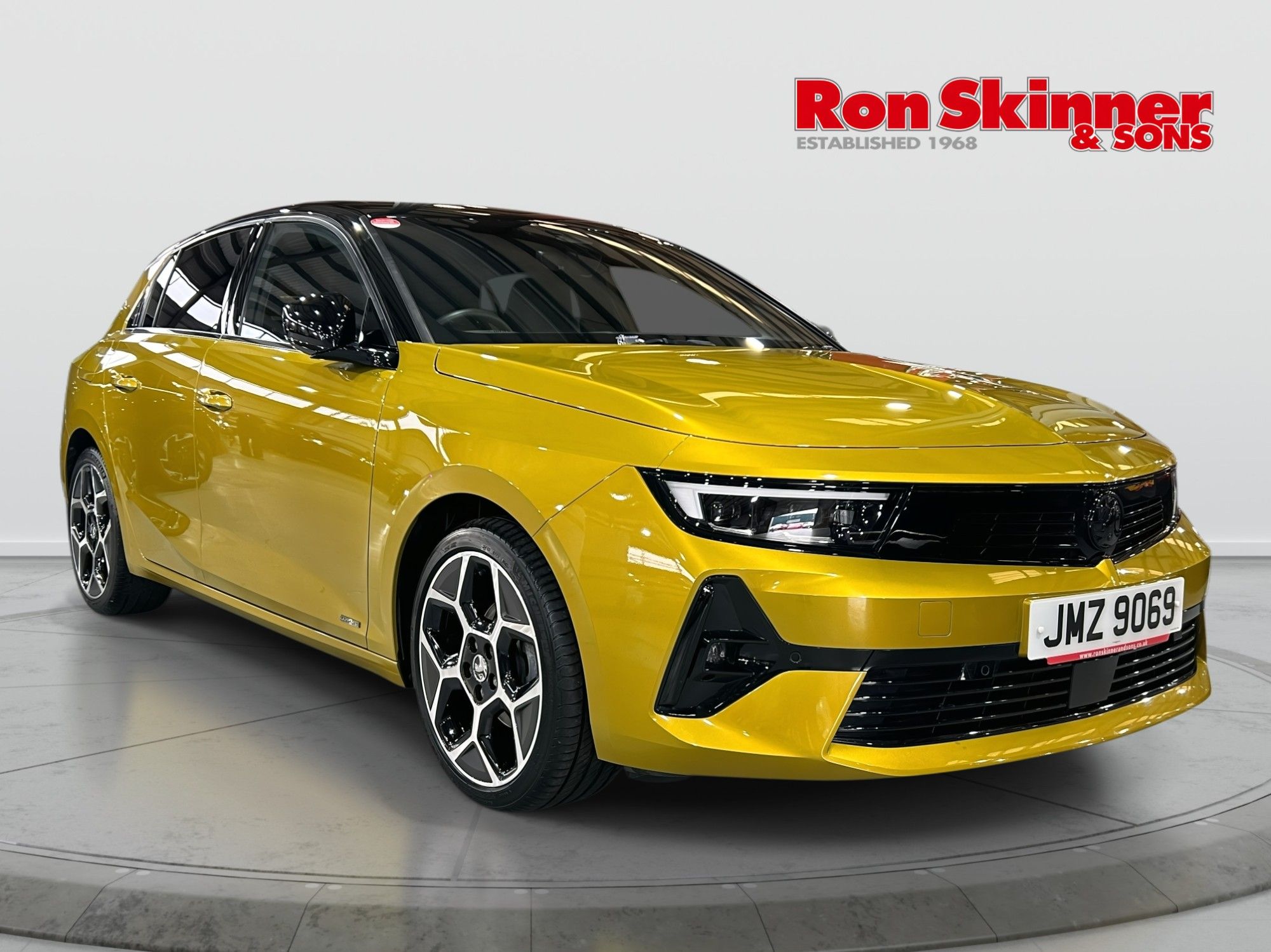 USED 2023 VAUXHALL ASTRA 1.2 Turbo Ultimate Hatchback 5dr Petrol Manual Euro 6 (s/s) (130 ps) 