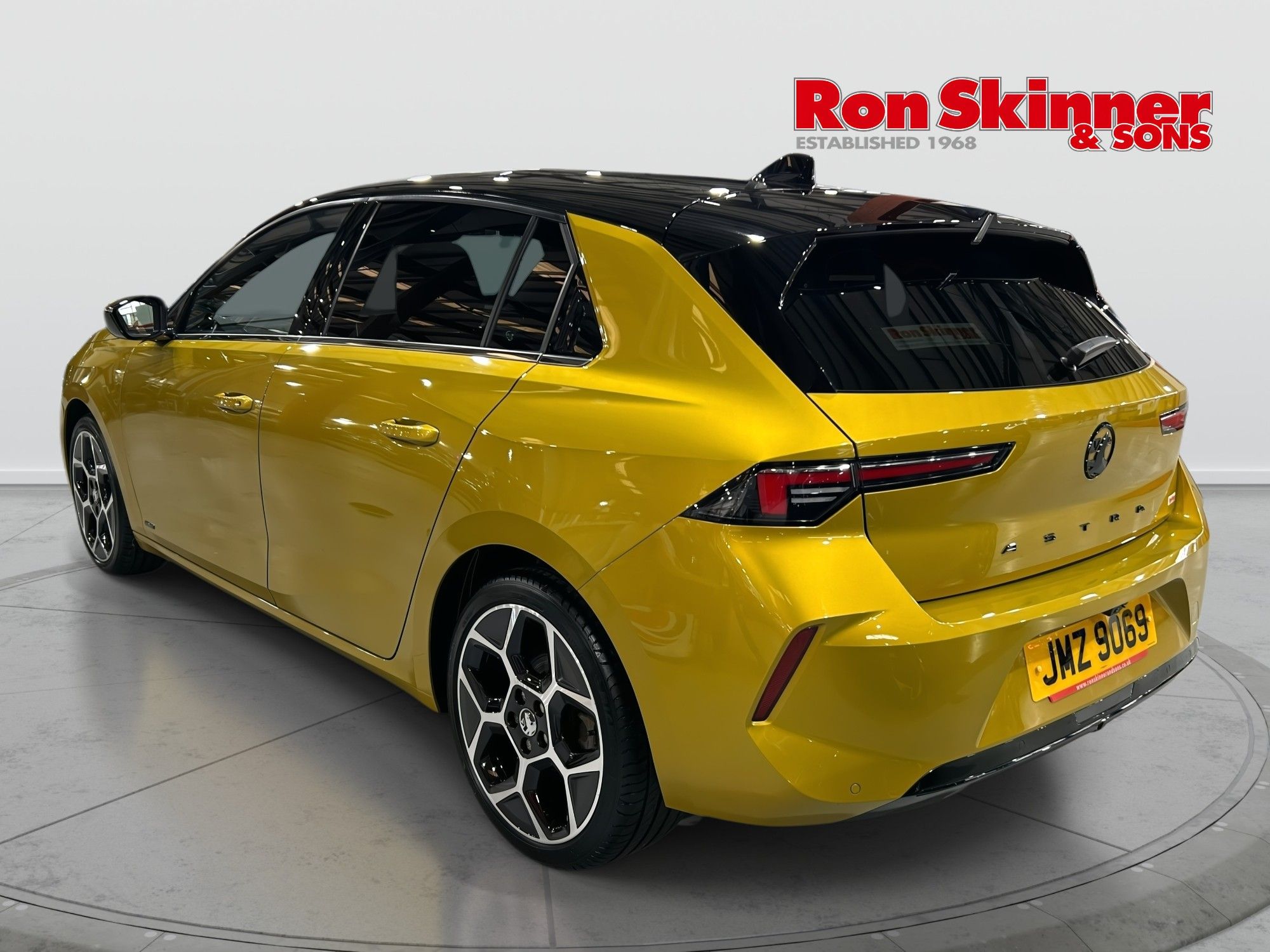 USED 2023 VAUXHALL ASTRA 1.2 Turbo Ultimate Hatchback 5dr Petrol Manual Euro 6 (s/s) (130 ps) 