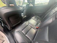 USED 2018 18 VOLVO XC60 2.0 D4 Inscription SUV 5dr Diesel Auto AWD Euro 6 (s/s) (190 ps) Panoramic Sunroof