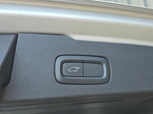 2019 VOLVO V60 - Photo 12