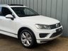 USED 2015 15 VOLKSWAGEN TOUAREG R-Line 3.0 TDI V6 BlueMotion Tech SUV 5dr Diesel Tiptronic 4WD Euro 6 (s/s) (262 ps) 