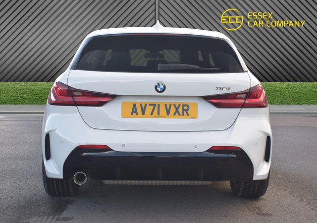 2022 BMW 1 SERIES - Photo 12