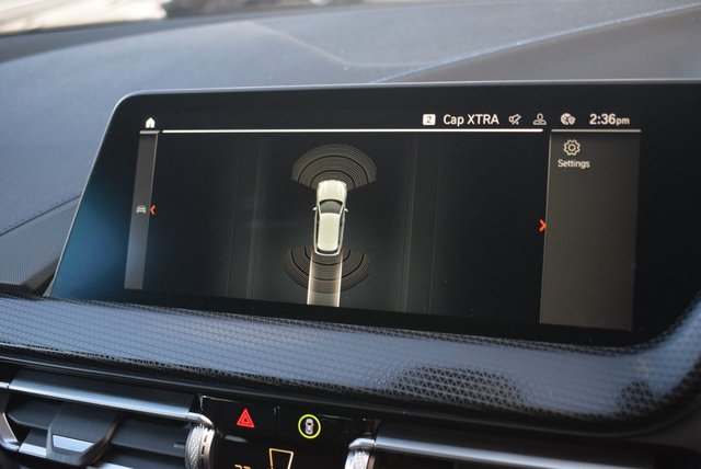 2022 BMW 1 SERIES - Photo 4