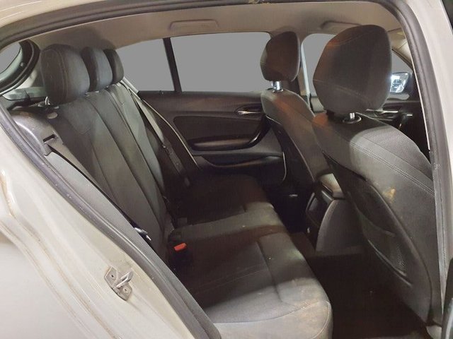 2017 BMW 1 SERIES - Photo 4