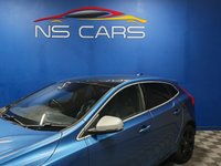USED 2017 67 VOLVO V40 1.5 T3 R-Design Pro Hatchback 5dr Petrol Auto Euro 6 (s/s) (152 ps) 